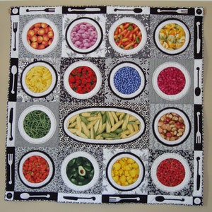 Black & White and Food All Over quilt pattern image 1