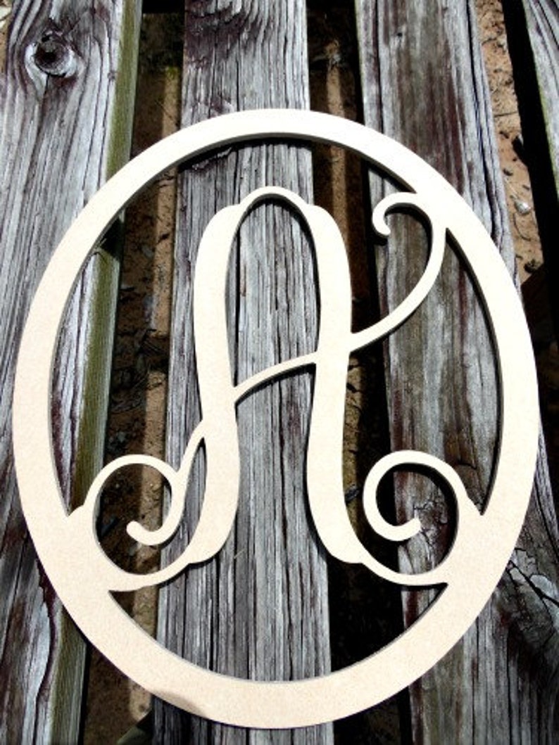 Small Wood Monogram Letter, Door Hanger, Framed Letter, Wooden, Oval, Oblong Initial, Vine Letter in Oval Frame, Any Letter Available, image 2