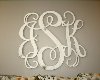 Unfinished Wood Vine Monogram: Custom 3-Letter Wall Decor