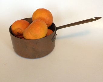Pretty Copper Pot Handled Metal Copper Sauce Pan Patina Vintage Copper Pot Rustic Kitchen Cooking Pans Farmhouse Pan Copper Quart Sauce Pans
