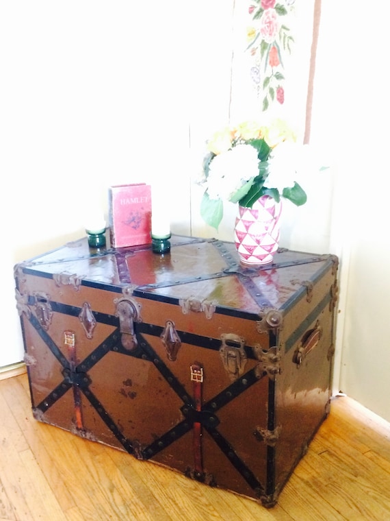 Antique Steamer Trunk Coffee Table, Leather Steamer Trunk Coffee Table