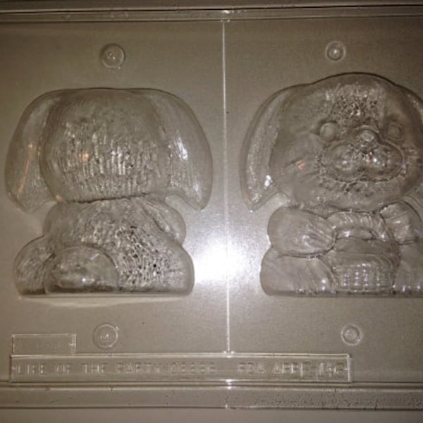 E146 - Chocolate Easter Novelty Mold - Hollow Easter Bunny Four 4 inch tall