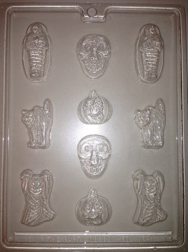 Halloween Assorted Miniatures Chocolate Novelty Mold H1