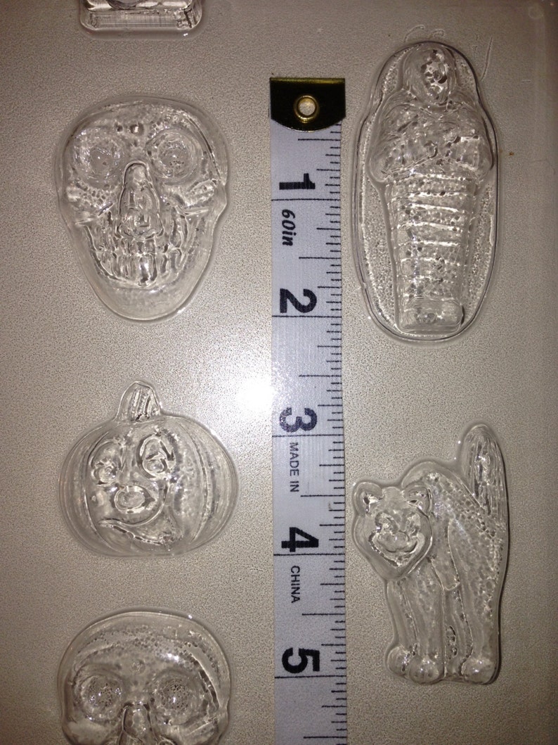 Halloween Assorted Miniatures Chocolate Novelty Mold H1