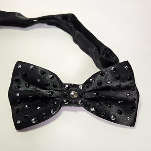 Schwarze Strass Fliege