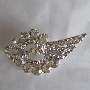 Vintage Glass Rhinestone Brooch