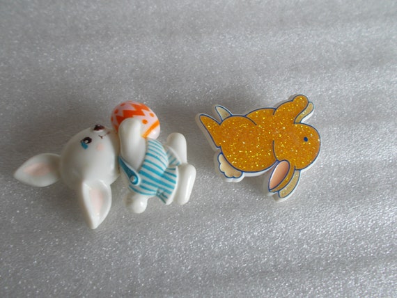 Vintage 2 Miniature  Easter Bunnies  Pin Brooch L… - image 2