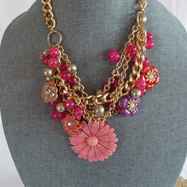 Vintage  Pink Chunky Funky Heavy 80s Or  90s   Necklace