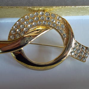 Vintage Park Lane Gold Tone And Rhinestone Brooch //26