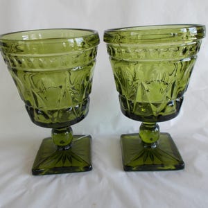 Vintage  Used 2 Indiana Green Glass Goblets