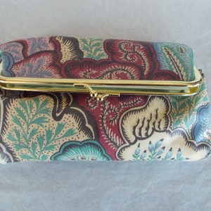 Buy Wholesale Philippines Handmade Clutch With Hand Embroidered Toucan Bird  Design & Handmade Straw Bag at USD 37