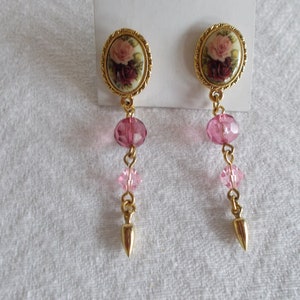 Vintage Pink Beads Flower Dangling Earrings