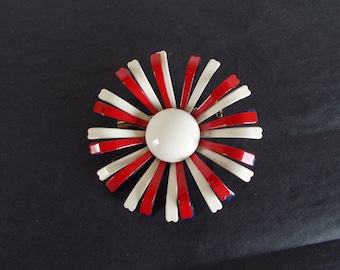 Vintage Red White Blue Metal Enamel Brooch For Crafts