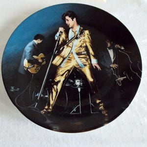Vintage 1989 Plate 3 The Memphis Flash By Bruce Emmett # 2409B Elvis Presley
