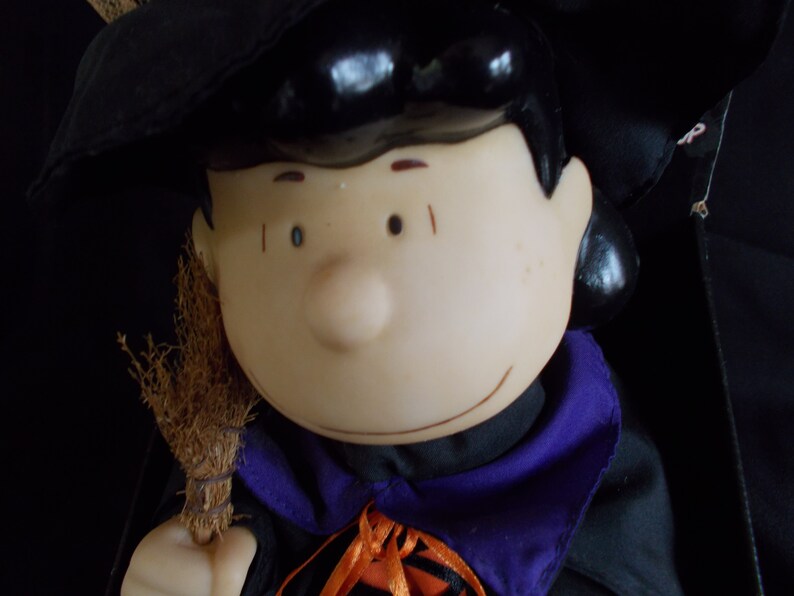 Vintage 2000 Dancing Peanuts Lucy New in Box Etsy