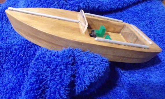 Toy Boat, Wooden Boat, Bathtub Toy, Cruiser Boat, Toy Fishing Boat