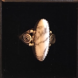 RING White Buffalo Turquoise Fancy size 9