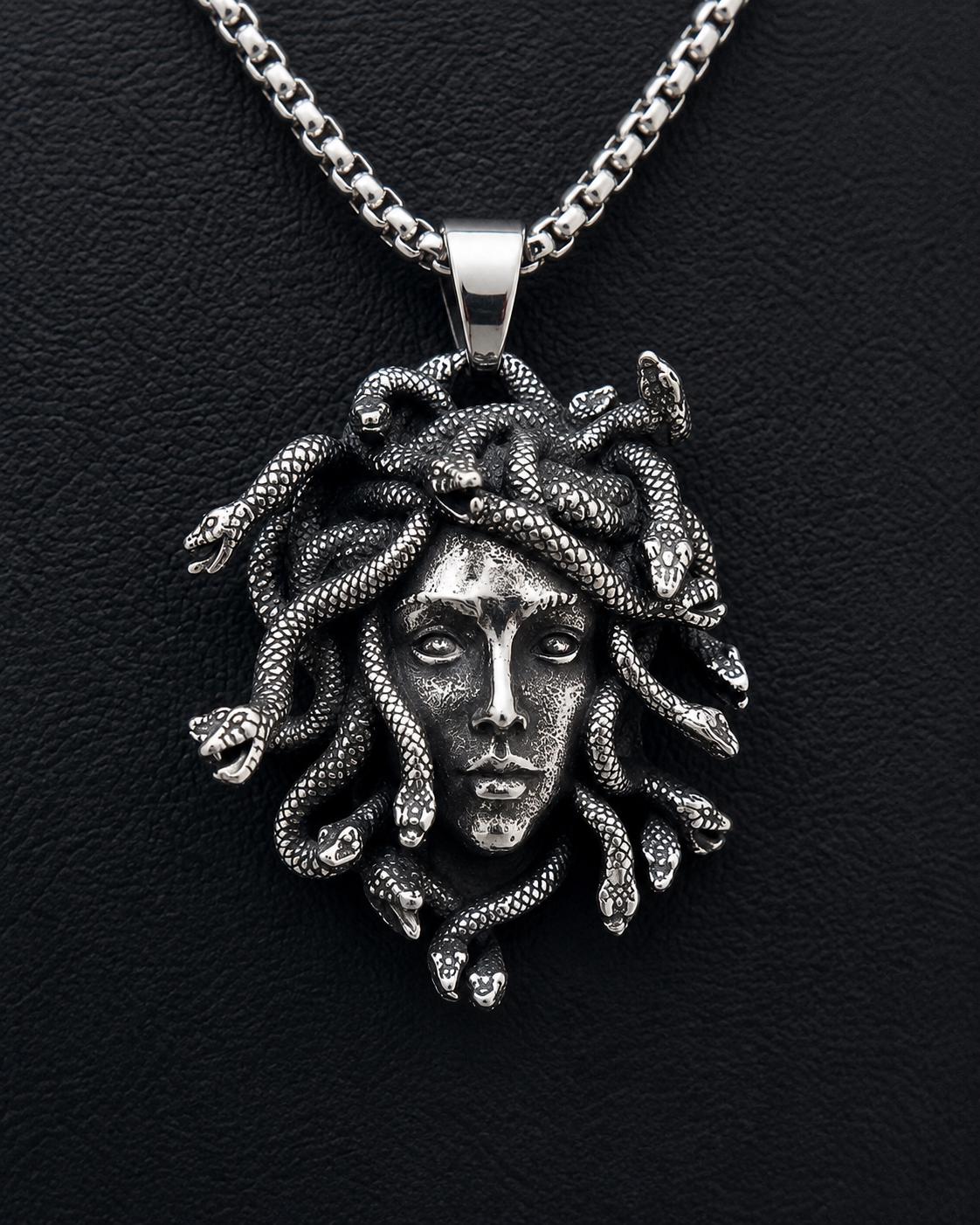 Medusa versace chain - Etsy 日本