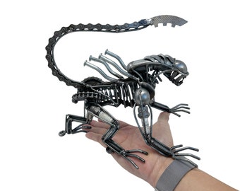 Crawling Xenomorph Inspired Recycled Metal Sculpture . 8 inches high. 100% Handmade.  The perfect gift for people who love Sifi movies!