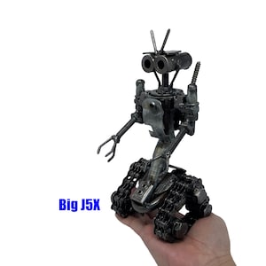 Johnny Five Inspired sculpture. 9.5 inches high, 100% handmade. All recycled parts. Best gift for people who love sci-fi comedy movie!