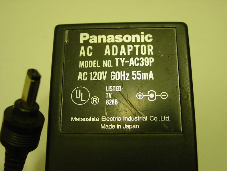 1000 CD Player Citizen ADP2010 AC Adapter 7V DC 800mA Power Supply for Vintage Cbm 777