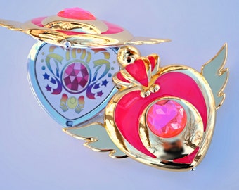 Sailor Moon Super S Crises Heart Compact Mirror Brooch Locket Cosplay Prop