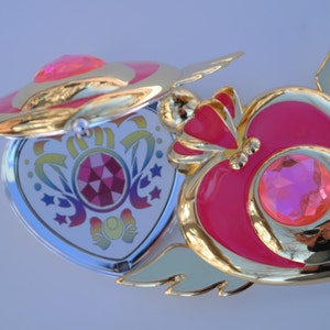 Sailor Moon Super S Crises Heart Compact Mirror Brooch Locket Cosplay Prop image 5