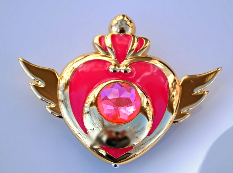 Sailor Moon Super S Crises Heart Compact Mirror Brooch Locket Cosplay Prop image 2