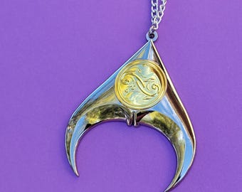 Labyrinth Necklace Chrome Jareth Goblin King Medallion Cosplay Prop Metal