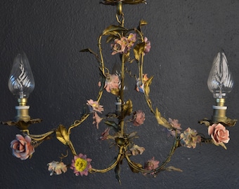 Stunning Tole Flower Chandelier (2022049)