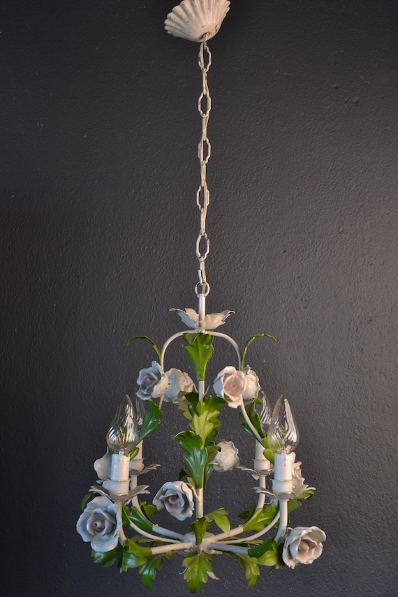 Charming tole flower chandelier (2022068)