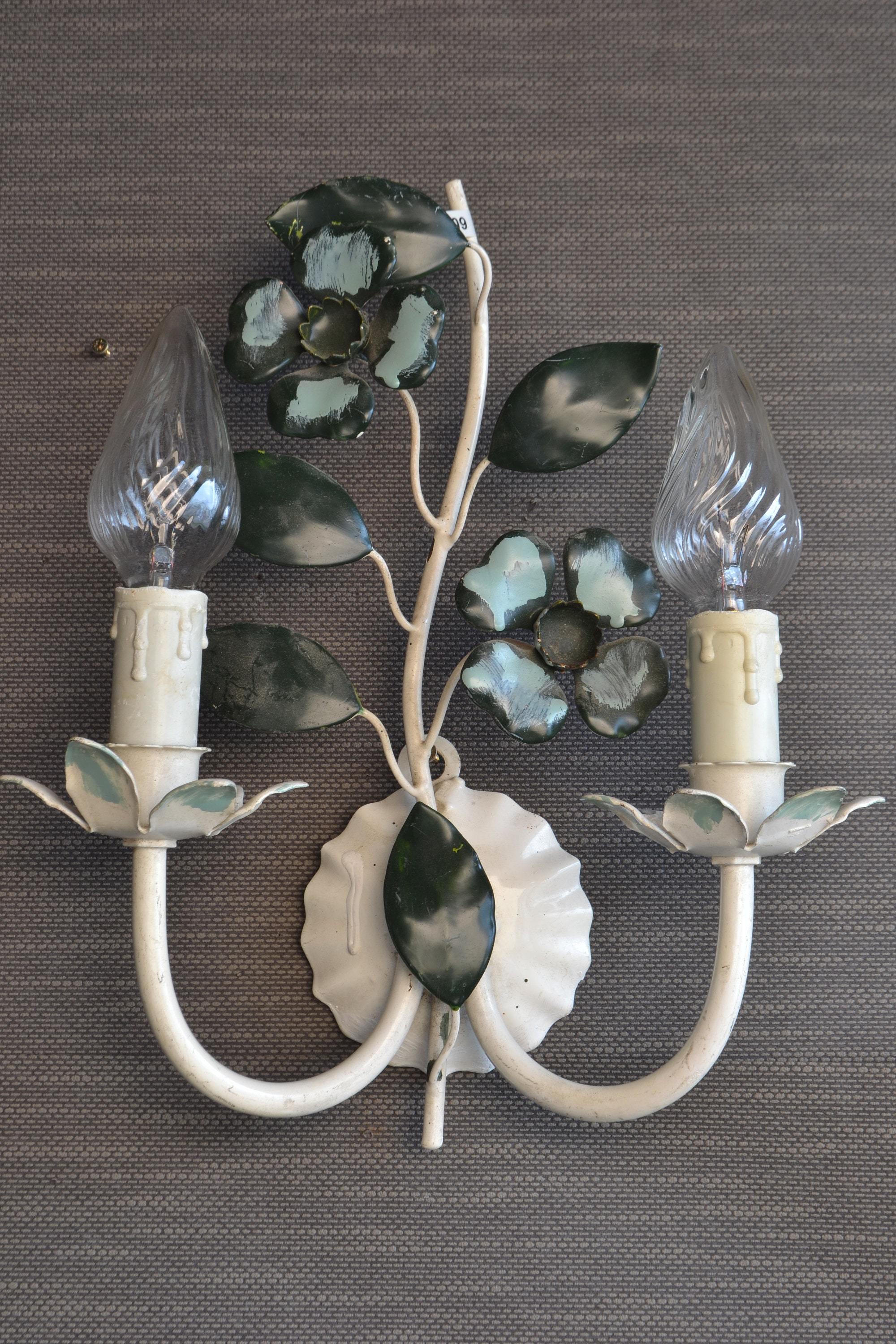 Italian tole Flower sconce (17104)