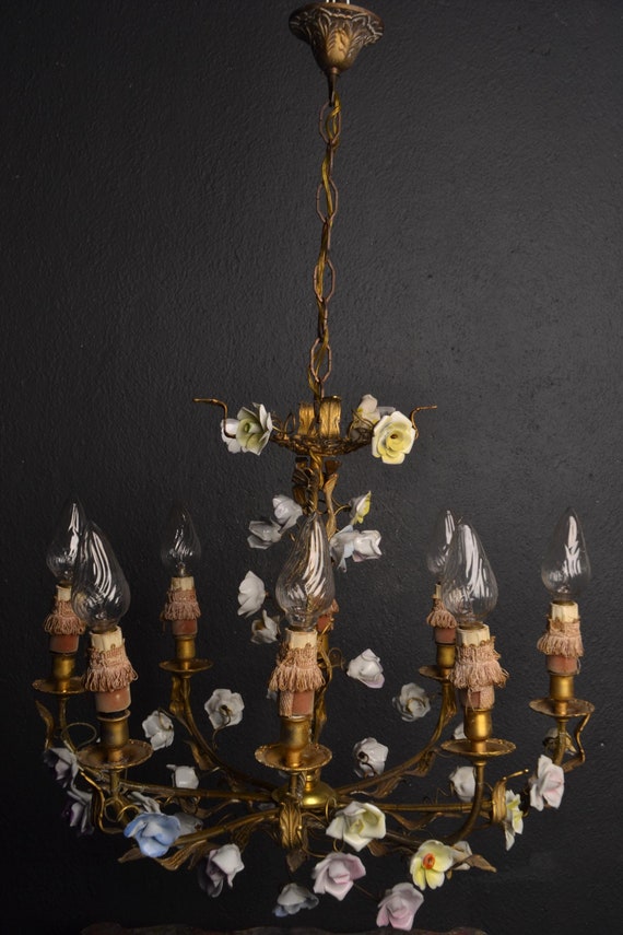 Beautiful Chandelier with pink flowers  (2022102)