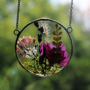 pressed plant frame, pressed flower, pressed flower frame, framed dried flowers, flower hanging, hanging glass decor, table frame