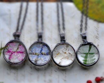 Natural Jewelry, Terrarium Necklace, Real Flower Necklace, Pressed folwer Stained Glass, Fern Necklace, Dandelion Pendant, Heather, Lavender