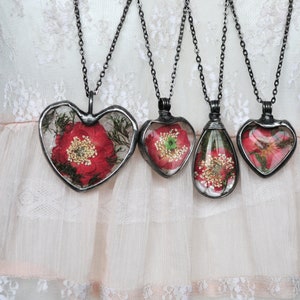 Pressed Flower Necklace, Real Rose Pendant, Dried Flower Pendant, Rosebud Necklace, Pink Rose Necklace, Rose Necklace, Gift For Girlfriend