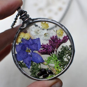 Terrarium Jewelry, Botanical Necklace, Flower Jewelry, Pressed Flower Necklace, Stained Glass Jewelry, MARIAELA image 1