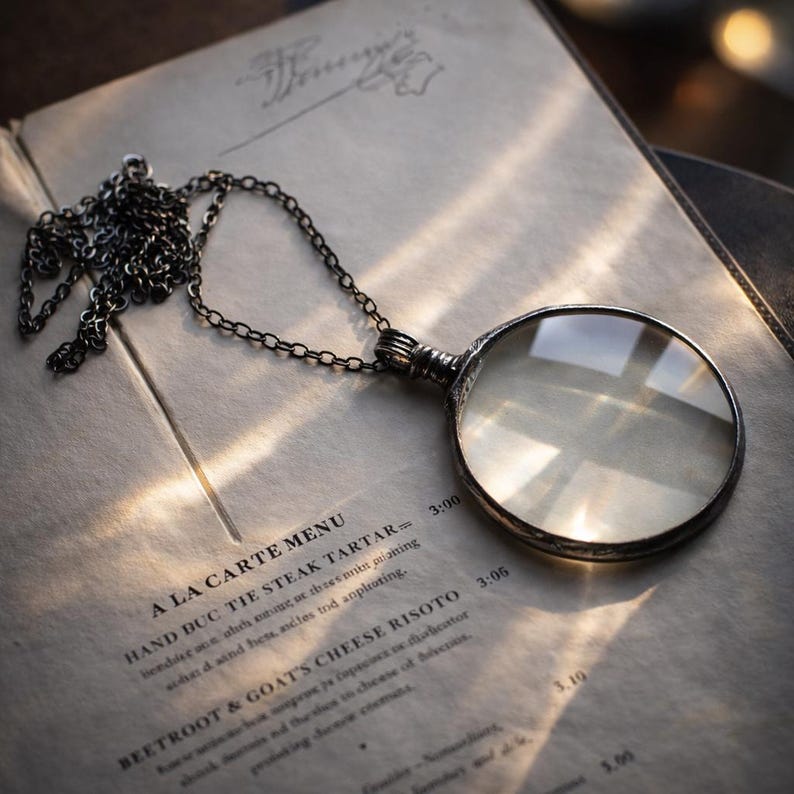 Vintage Magnifying Glass Necklace, Antique Style Pendant in Pewter Frame, Large 5cm Loupe Jewelry, Silver Tone Artisanal Necklace MARIAELA image 15