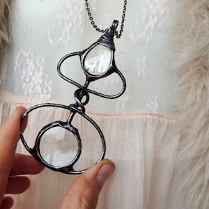 Magnifier Necklace, Loupe Necklace, Dandelion Necklace, Reading Pendant, Vintage Magnifying Glass, Handmade Jewelry Gift, Functional Jewelry