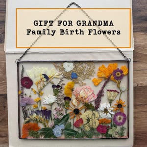 Aandenken geboortebloem nieuwe baby – Gepersonaliseerde geperste bloemen – Aangepaste muurkunst kinderkamer
