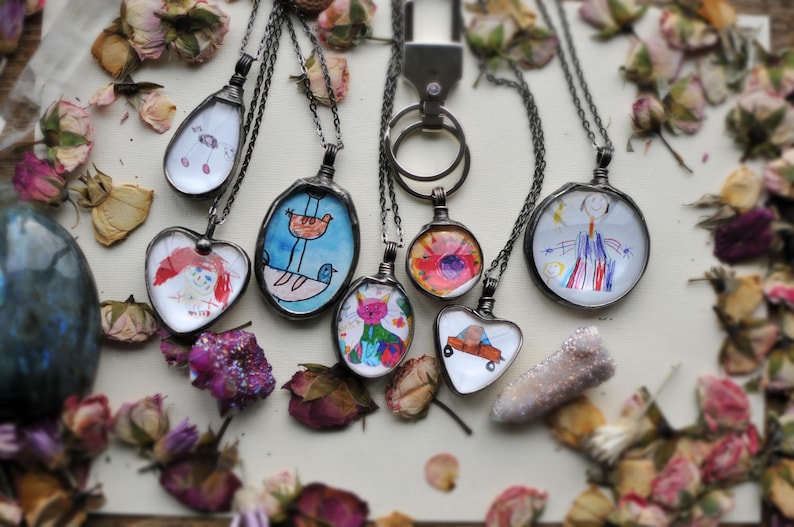 commemorative gift custom drawing picture necklace Personalized Mom Gift photo necklace drawing jewelry photo ornaments inspirational