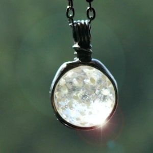 Glow in the dark, glowing necklace, fairy gift, celestial jewelry, glow jewelry, glow necklace,Glow-in-the-dark necklace, luminous jewelry