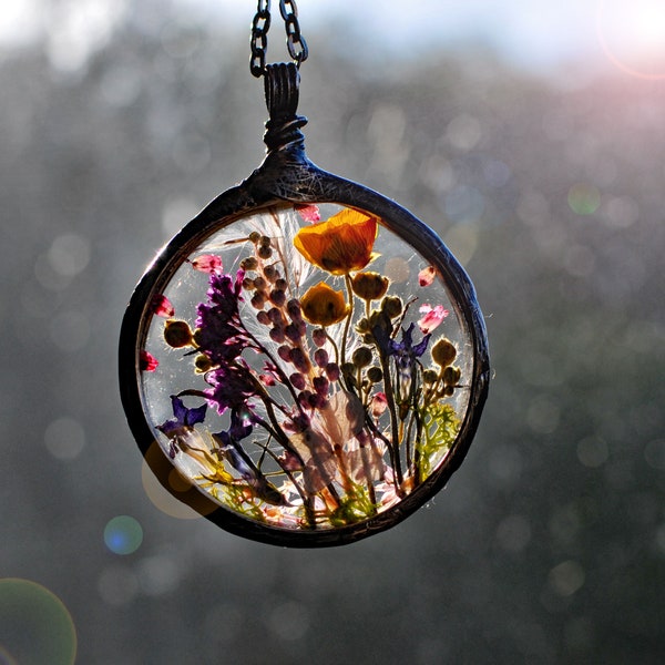 Bijoux de fleurs, Collier de fleurs pressées, Bijoux Terrarium, MARIAELA, Collier botanique, Bijoux en vitrail, fleurs pressées