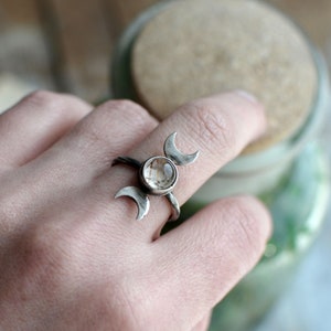 celestial ring, 8.0 US, rutilated quartz ring, moon phase ring, moon cycle ring, celestial jewelry, moon phases ring, waxing moon image 1