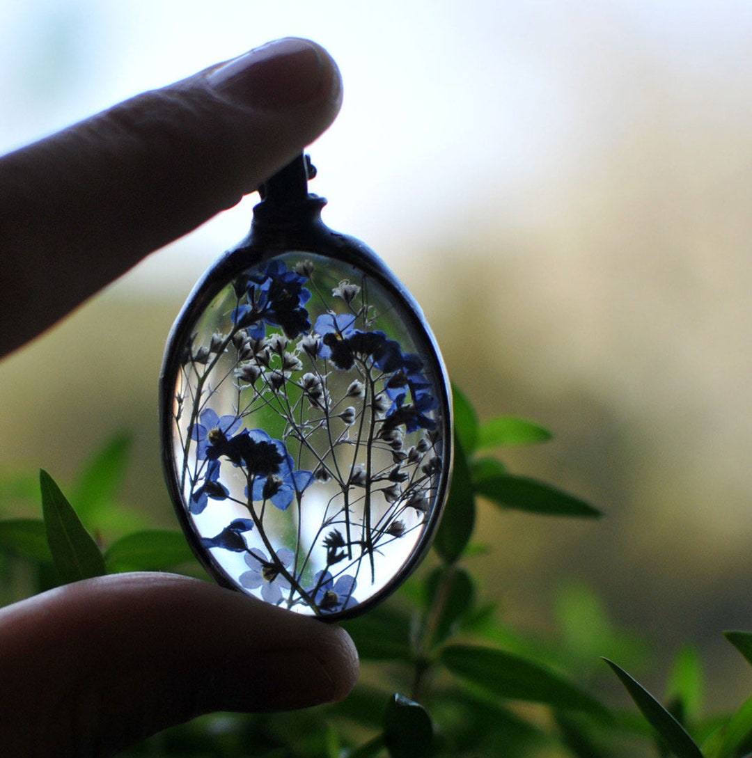 Pressed Flowers Wedding Jewelry Terrarium Necklace Stained Glass Botanical Pendant Forget Me Not Necklace Stain Glass Jewelry Etsy Australia
