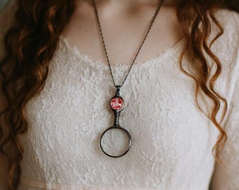 Collana con lente d&#39;ingrandimento, ciondolo con lente d&#39;ingrandimento, collana con terrario - Pianta vera - Regalo utile - Fatto a mano da Mariaela