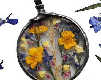 Botanical Necklace – Real Flower Terrarium Jewelry, Stained Glass Pendant, Meadow Gift for Her