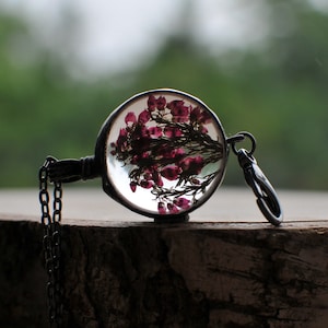 fleur pressée, porte-carte d'identité, collier d'identité, tour de cou, collier de tour de cou, cadeau pour enseignant, tour de cou pour femme, tour de cou pour clés, tour de cou pour badge nominatif