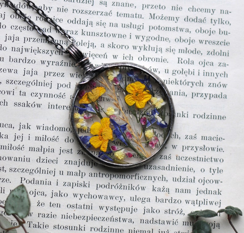 Terrarium Jewelry, Botanical Necklace, Flower Jewelry, Pressed Flower Necklace, Stained Glass Jewelry, MARIAELA, meadow pendant image 5