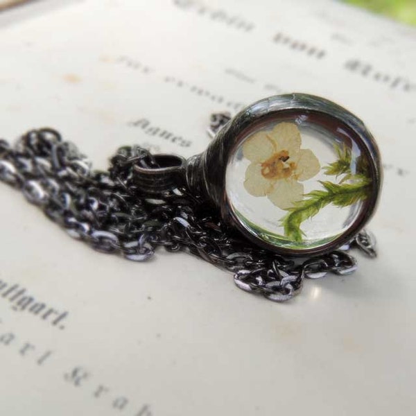 reserved for BRANDY ---tiny terrarium necklace, dried flowers, wild plants, mariaela, boho, gypsy, wedding, bridesmaids necklaces, suncather